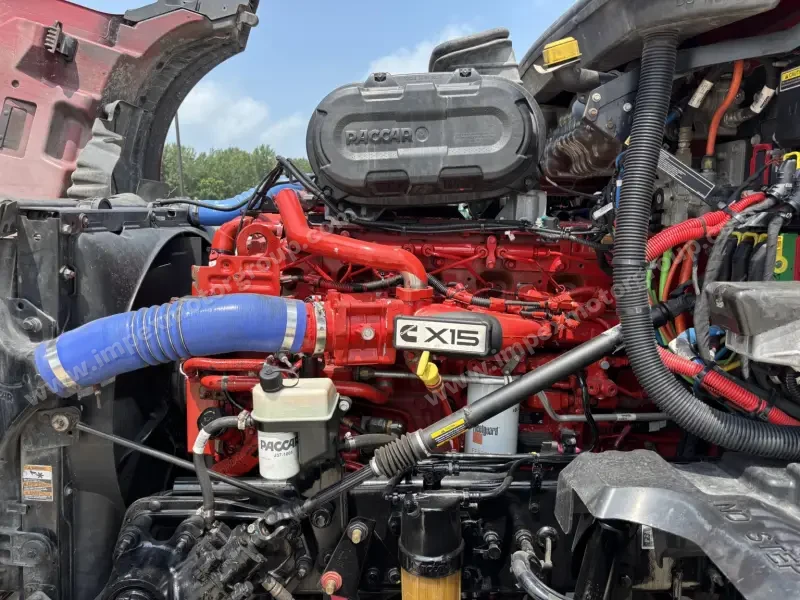 2022 Kenworth T680 Sleeper photo 17