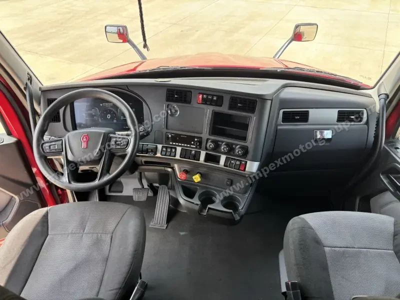 2022 Kenworth T680 Sleeper photo 10