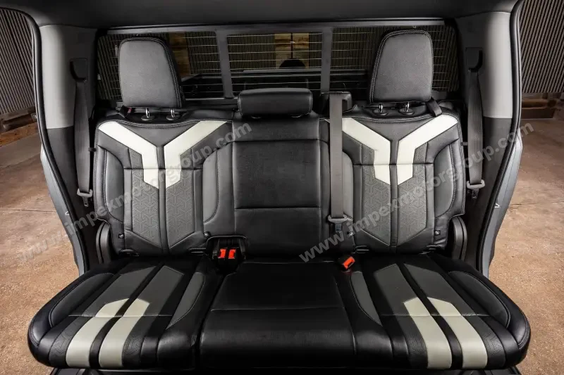 2021 Chevrolet Silverado 1500 Crew Cab RST photo 10