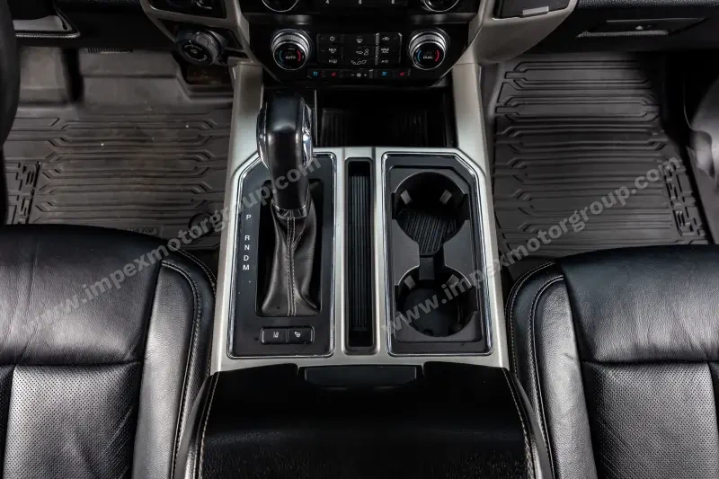 2020 Ford F150 SuperCrew Cab Lariat photo 20
