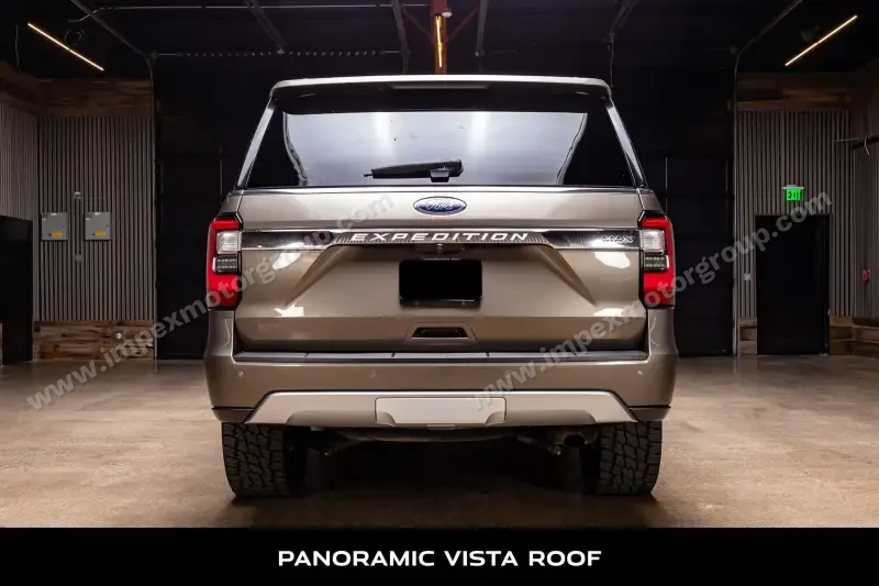 2021 Ford Expedition MAX Limited photo 6