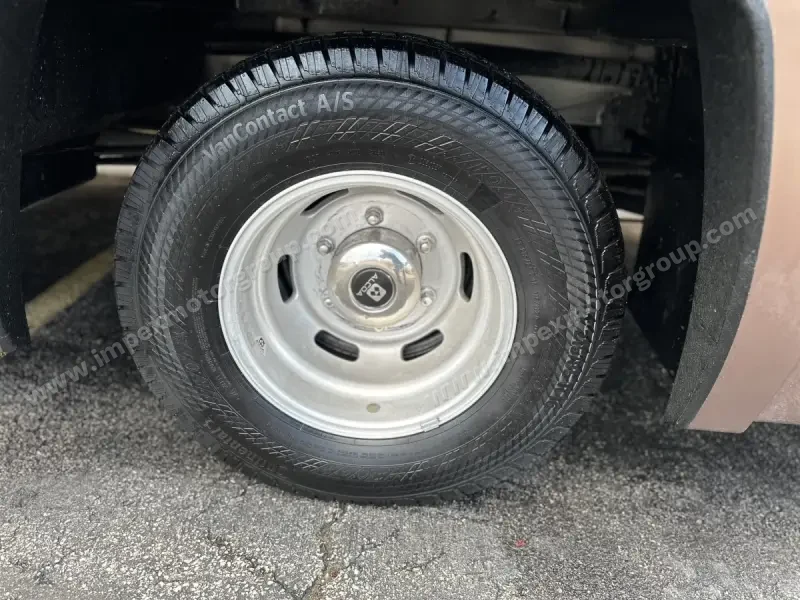 2012 Sprinter Itasca Navion IQ M-24G photo 12