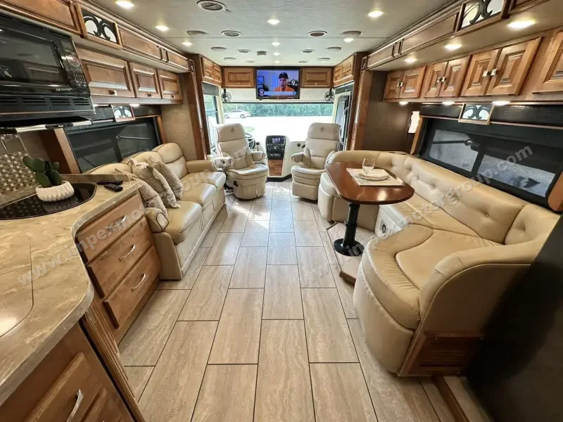 2017 Tiffin Allegro Breeze 32BR photo 50