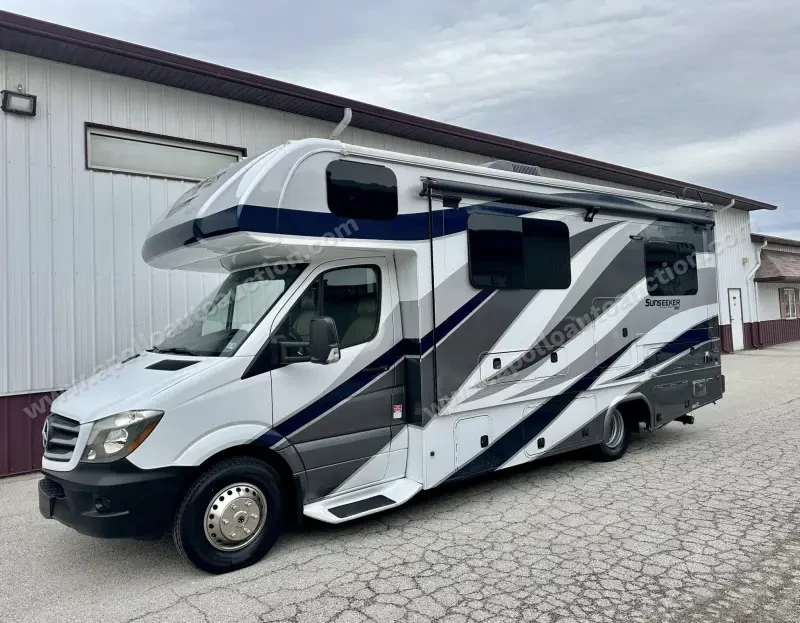 2017 Forest River Sunseeker 2400WS