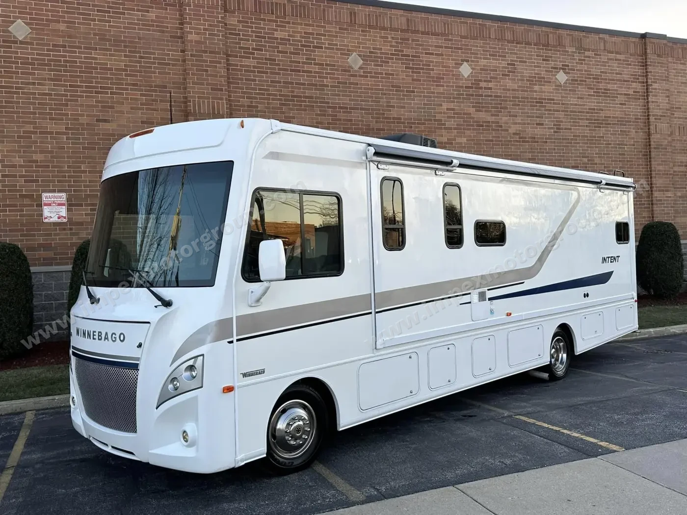 2018 Winnebago Intent 31P