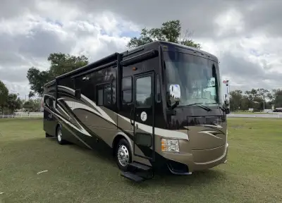 2013 Tiffin Allegro Red   36QSA
