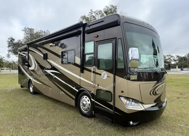 2011 Tiffin Phaeton 36 QSH photo 3