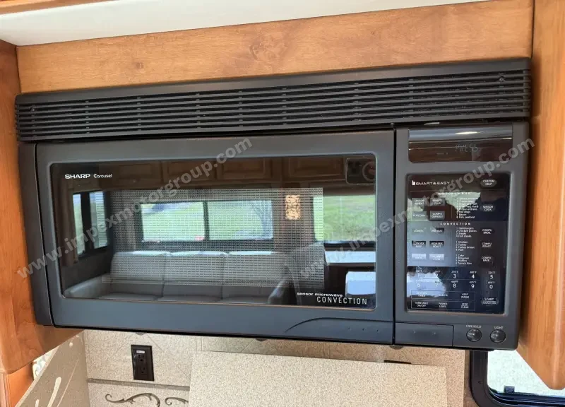2011 Tiffin Phaeton 36 QSH photo 41