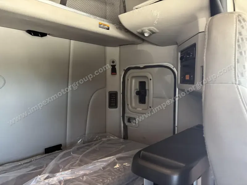 2019 Peterbilt 579 photo 18