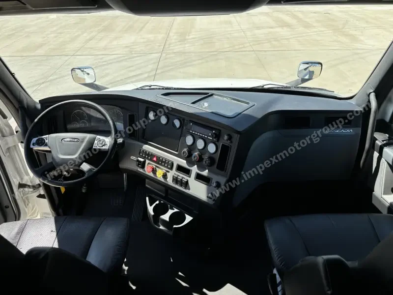 2022 Freightliner CASCADIA 126 photo 18
