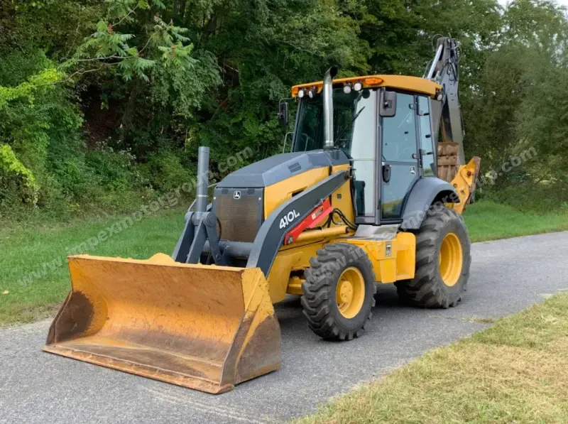 2017 John Deere 410L