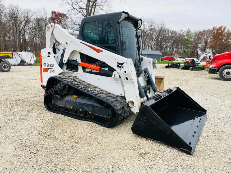 2018 Bobcat T650 photo 2