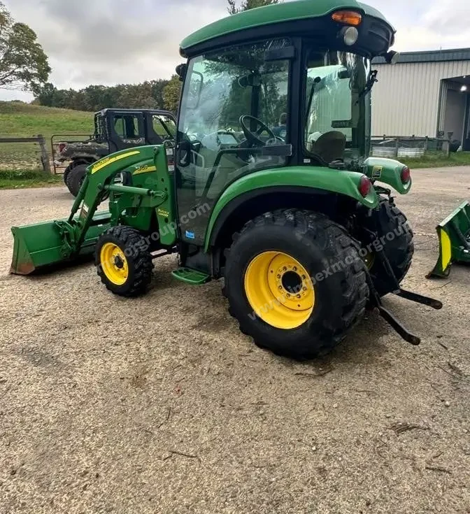 2010 JOHN DEERE 3720 + Attachments photo 18