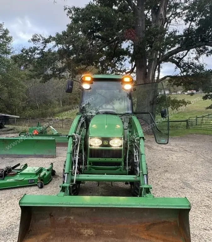 2010 JOHN DEERE 3720 + Attachments photo 33