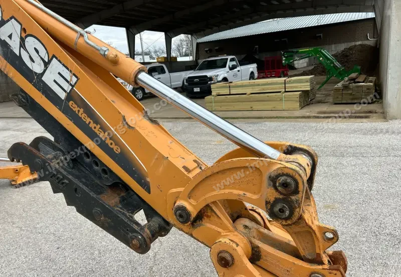 2010 Case 580 Super N photo 32