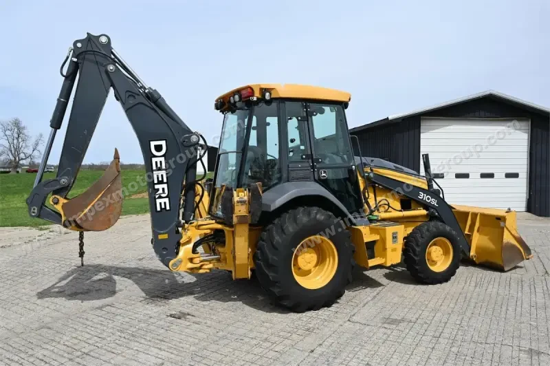 2015 John Deere 310SL photo 14