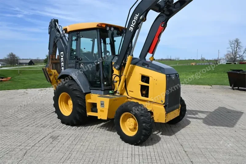 2015 John Deere 310SL photo 18