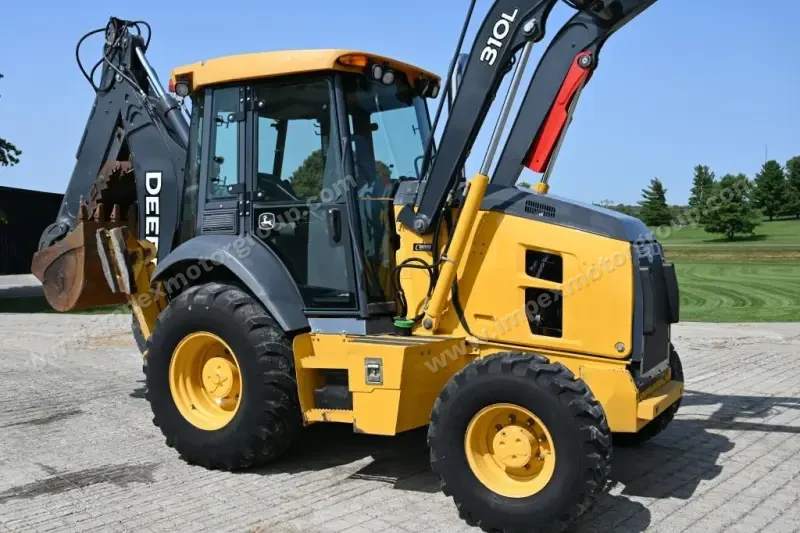2016 John Deere 310L photo 14
