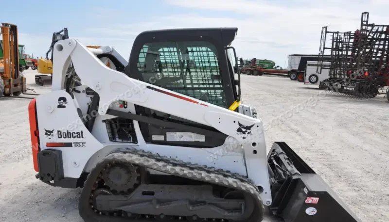 2016 Bobcat T595 photo 4