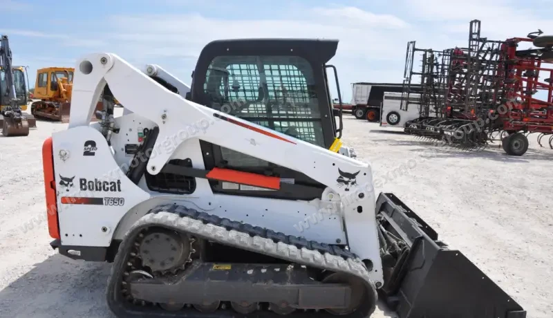 2016 Bobcat T650 photo 5
