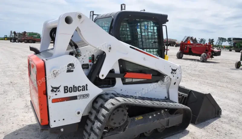 2016 Bobcat T650 photo 6