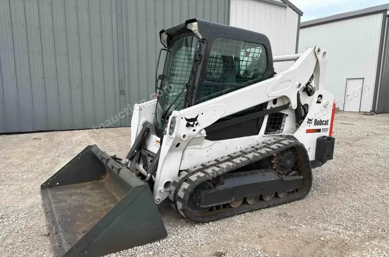 2016 Bobcat T595 Compact Track Loader