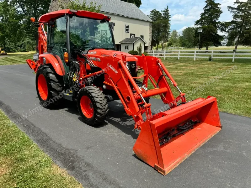 2020 Kubota Grand L3560 Limited Edition photo 9
