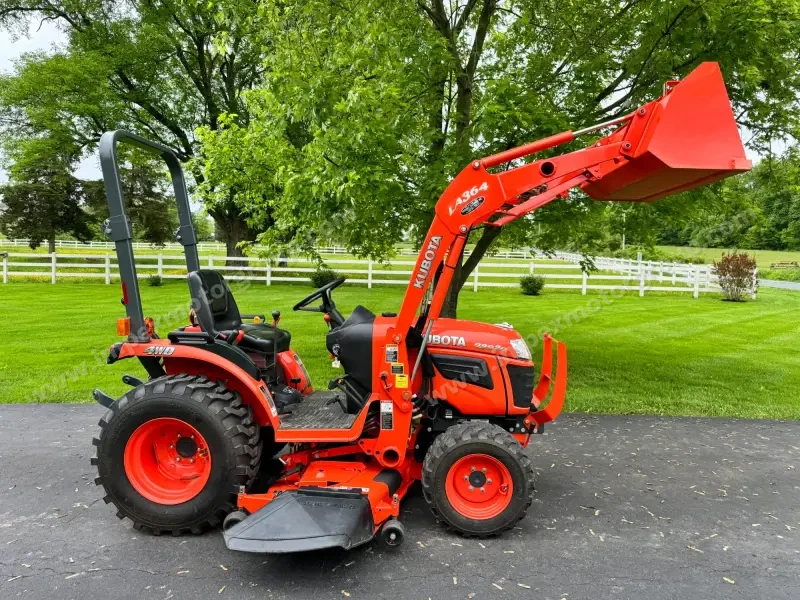 2014 Kubota B2920 Tractor Loader Snowblower photo 23