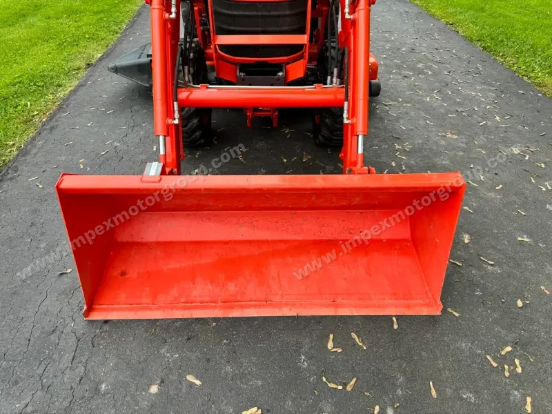 2014 Kubota B2920 Tractor Loader Snowblower photo 17