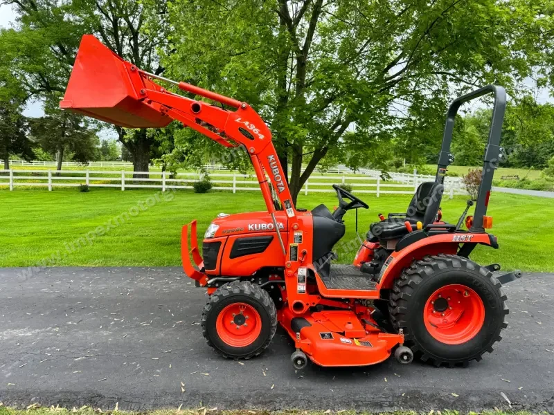 2014 Kubota B2920 Tractor Loader Snowblower photo 39