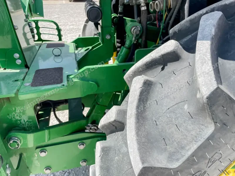 2020 John Deere 3046R Tractor Package photo 24