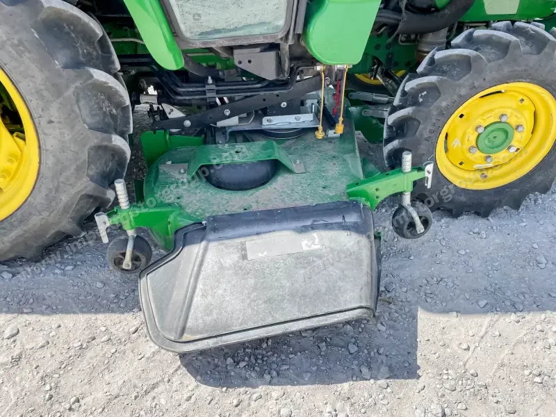 2020 John Deere 3046R Tractor Package photo 25
