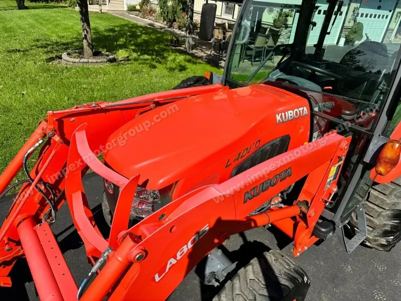 2019 Kubota Grand L4060 Tractor Cab photo 4