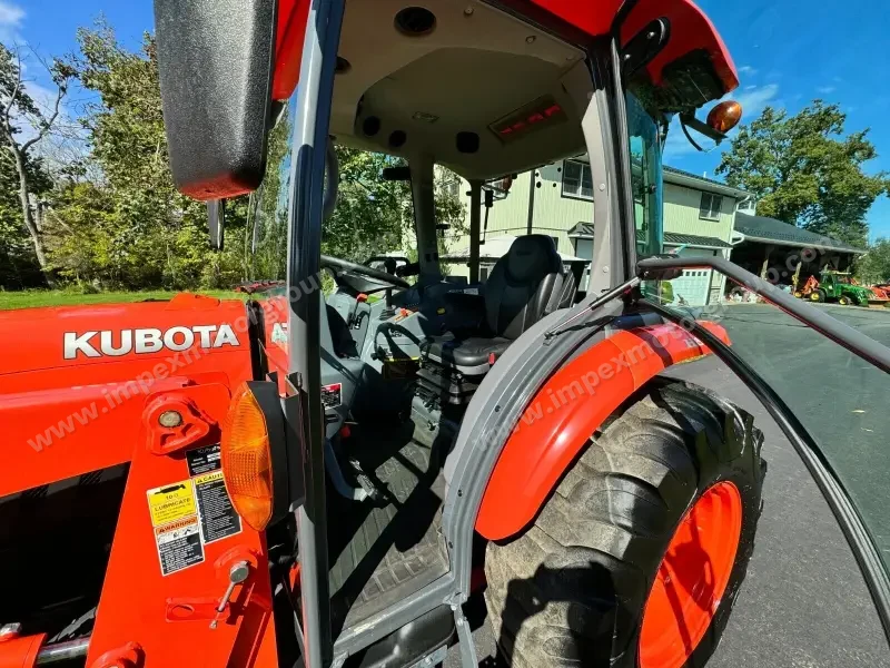 2019 Kubota Grand L4060 Tractor Cab photo 6