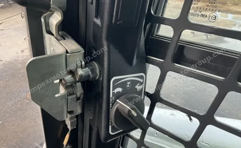 2018 Bobcat T770 photo 26