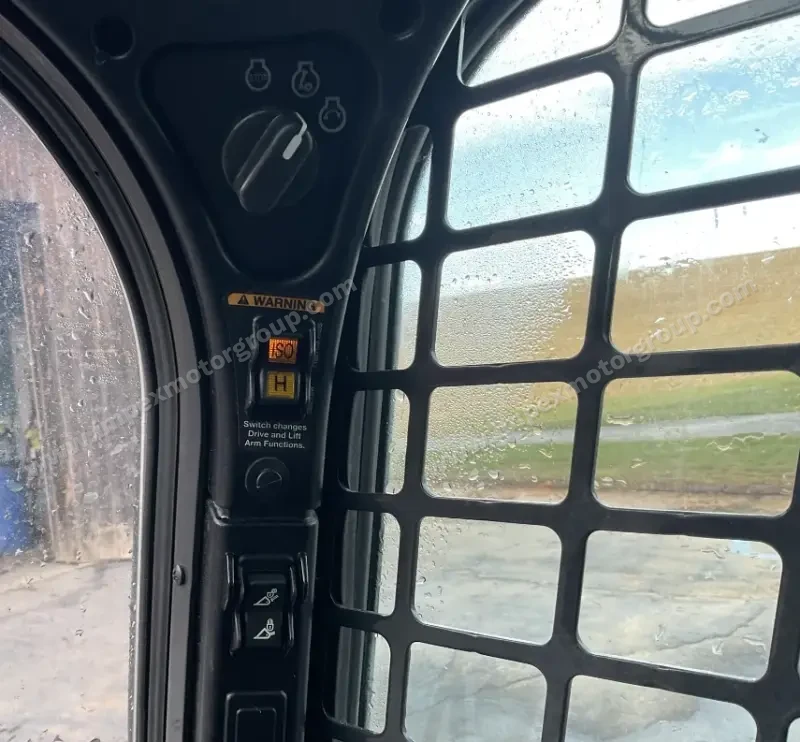 2018 Bobcat T770 photo 27