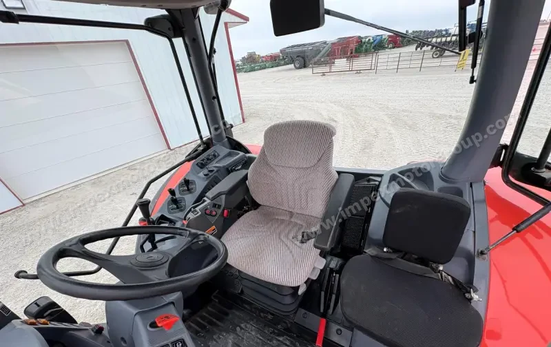 2019 Kubota M6-141 MFWD Tractor W/Loader | Agriculture photo 87