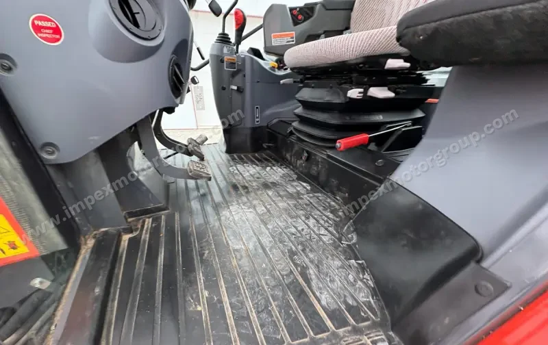 2019 Kubota M6-141 MFWD Tractor W/Loader | Agriculture photo 91