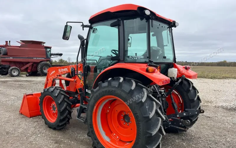 2021 Kubota M4-071D Deluxe MFWD Tractor W/Loader | Agriculture photo 7