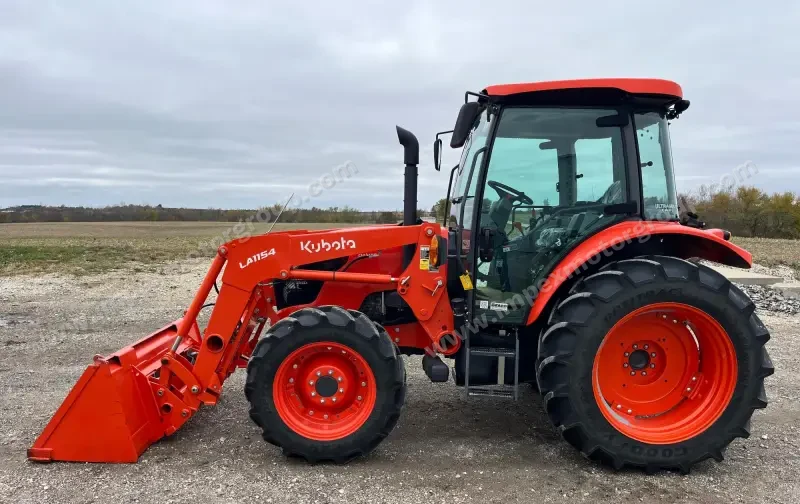 2021 Kubota M4-071D Deluxe MFWD Tractor W/Loader | Agriculture photo 8