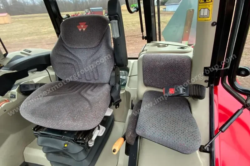 2018 Massey Ferguson 5713SL MFWD photo 44