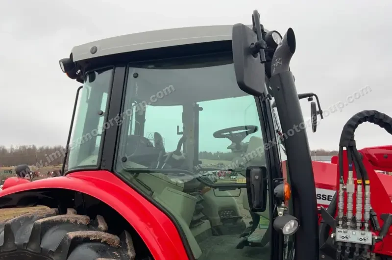 2018 Massey Ferguson 5713SL MFWD photo 13