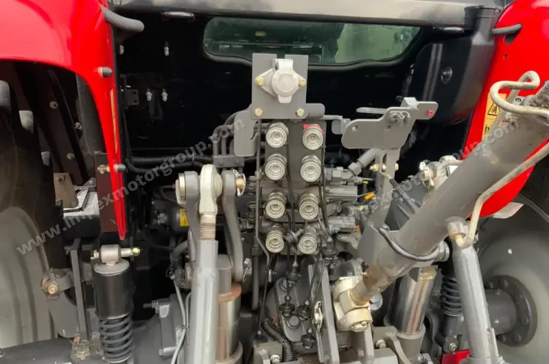 2018 Massey Ferguson 5713SL MFWD photo 35