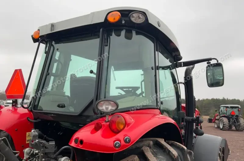 2018 Massey Ferguson 5713SL MFWD photo 19