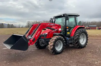 2018 Massey Ferguson 5713SL MFWD