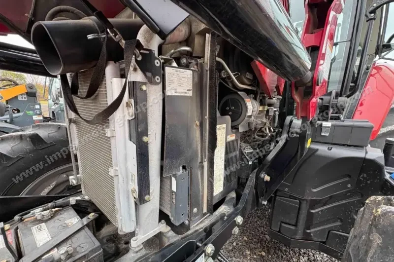 2021 Case IH Farmall 140A MFWD photo 35