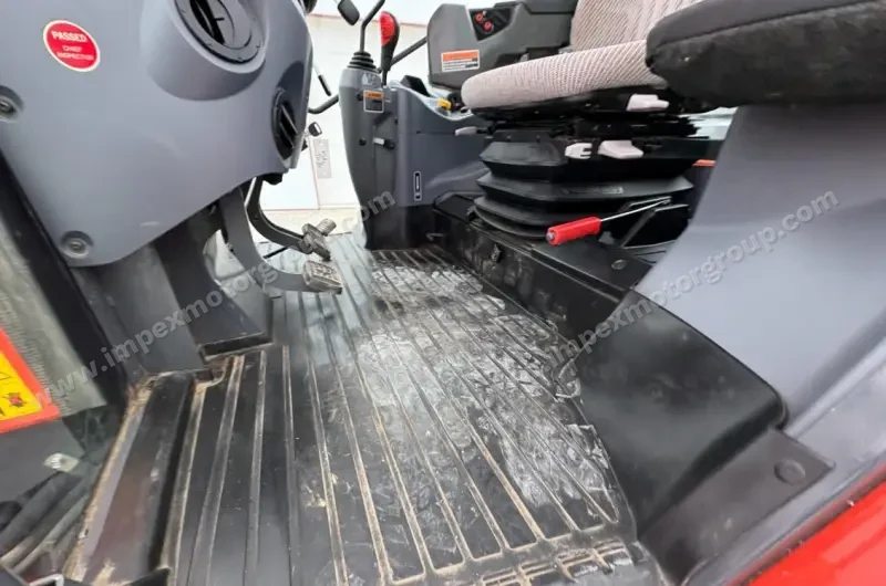 2019 Kubota M6-141 MFWD photo 63