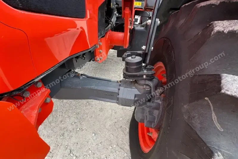 2019 Kubota M6-141 MFWD photo 11