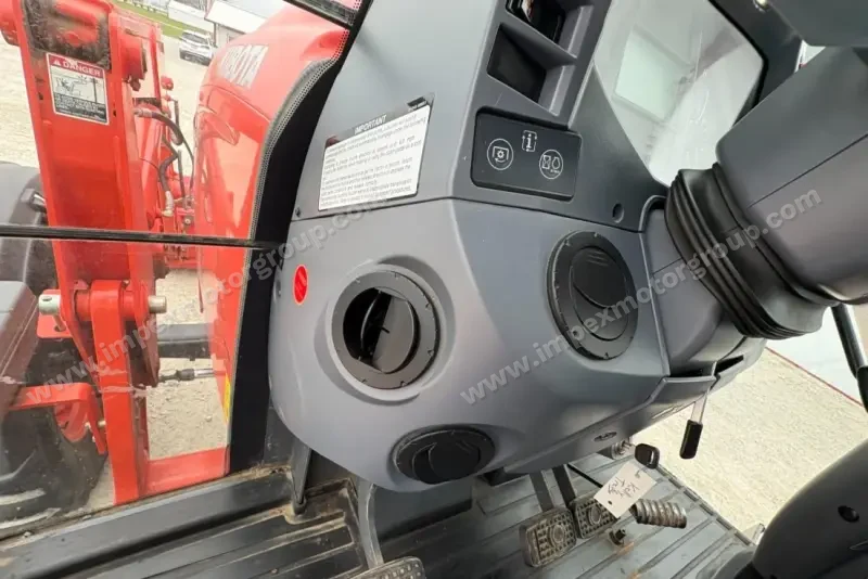 2019 Kubota M6-141 MFWD photo 73