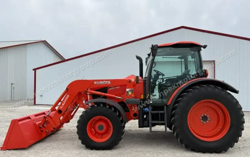 2019 Kubota M6-141 MFWD photo 8